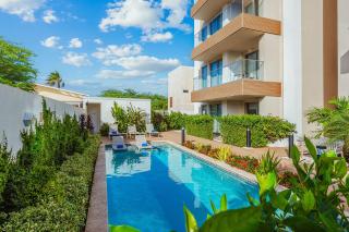 Stylish NEW 1BR w/Pool & Gym ~ Walk to Palm Beach! - 7