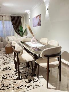 Charming 3BR Apt with amazing garden view & fast wifi - 8