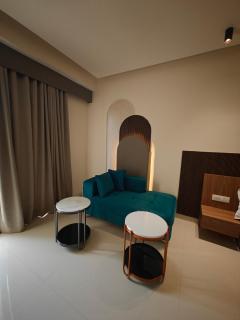 The Glory Riverside Resort - 2