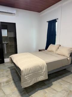 Hotel Loma Linda - 8