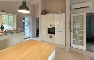 Stunning Home In Højby With Wifi - 5