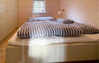 Stunning Home In Højby With Wifi - 3