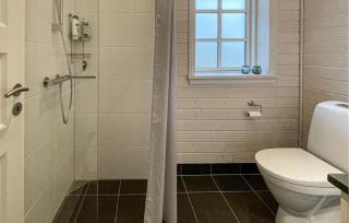 Stunning Home In Højby With Wifi - 1