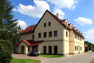 Hotel Modrzewiowy Dwór - 6