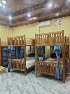 Sunset Backpackers Hostel - 5