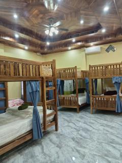 Sunset Backpackers Hostel - 7