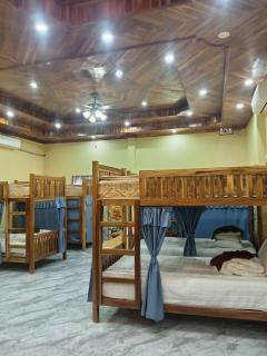 Sunset Backpackers Hostel - 8