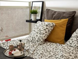 King Street Design Apartment for 12 - Budapest - 9