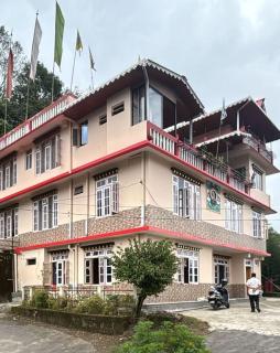 Pines Heaven Homestay - 4