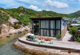 Rock Bay by Chành Rành - 8