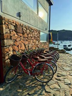 Rock Bay by Chành Rành - 6