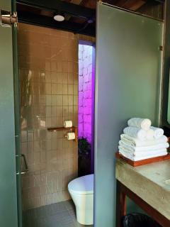 Rock Bay by Chành Rành - 5