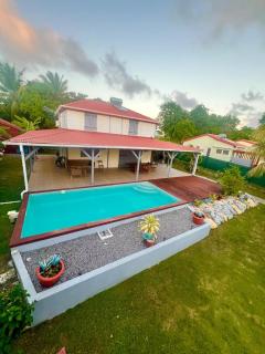 Villa créole avec piscine et bungalow - évasion à Marie-Galante - 7