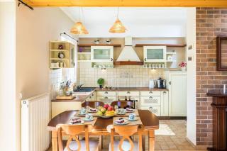 Krzeptówki Charming Apartment with Mountain Views Parking & Balcony by Noclegi Renters - 7