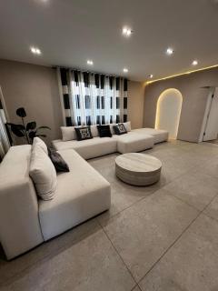 Old Street Rancho - 1