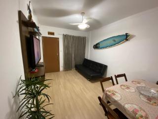 Pé na areia, praia do Gonzaguinha - 9