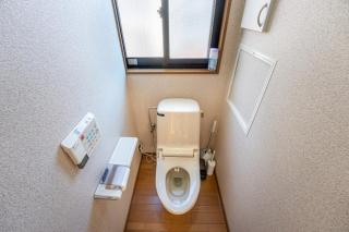 3 Minutes to Tamade Station Over 150sqm 3 Private Rooms Up to 11 Guests Namba 7 Minutes - 8