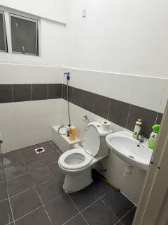 Ayaan Family Retreat with PS4 and Netflix - 8