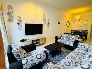 Ayaan Family Retreat with PS4 and Netflix - 7