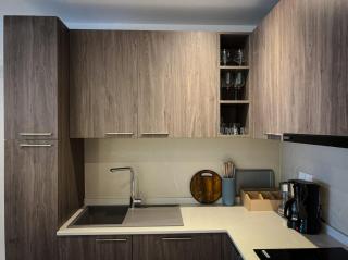 Airport Haven Elegant One Bedroom Apt in Accra - 1