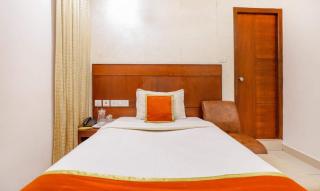 The Mount City Near US Consulate - 9