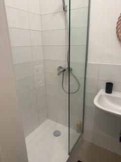 MM Luxury Apartment - 4