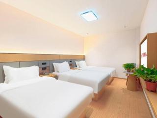 GreenTree Inn LangFang YanJiao Tianyang Plaza Express Hotel - 1