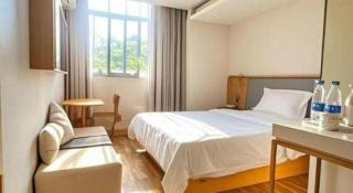 7 Days Inn·Quanzhou Dehua Cidu Avenue - 7