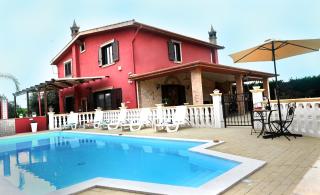 Villa Radiosa In Sicily with private fenced pool, Please read host info for correct price - 9