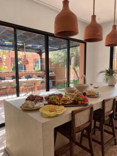 Palais Mamina 380m2 au Coeur de la Palmeraie de Marrackech - Marrakesch - 9