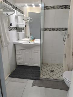 Très Beau Studio tout équipé/Vu Mer/wiffi - 3