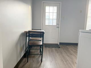 Princeton Suite 7 - QUEEN 1BD-1BA Apt - 9