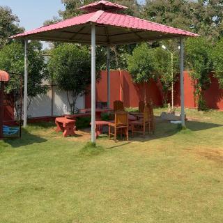 Sriavadhoota Farmhouse by MaaStays - 3