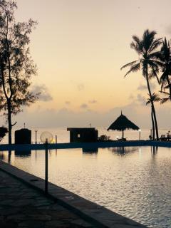 2 bedroom beachfront - 0