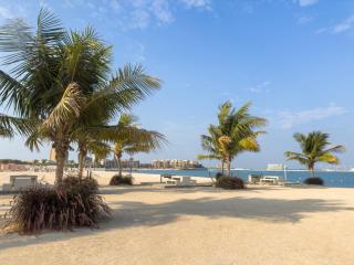 One Bedroom Apartment with View and Balcony - 2