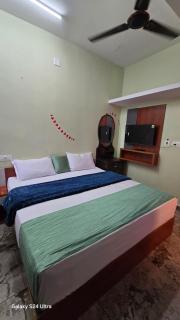 Azhagumail Honey Resort Kanthalloor - 9