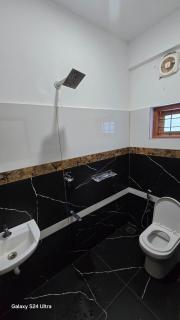 Azhagumail Honey Resort Kanthalloor - 3