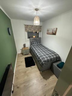 3 bedroom apartment - 4