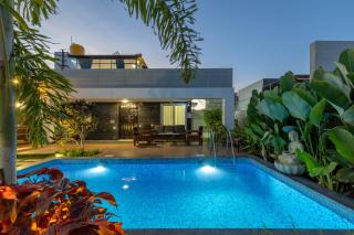 Villa Prism Garden by StayJadePvt PoolGlasshouse - 3