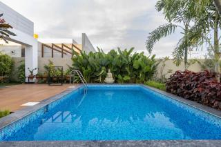 Villa Prism Garden by StayJadePvt PoolGlasshouse - 1