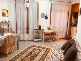 Valencia Aparthotel COSMO - 0