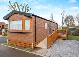 Castle Brake Holiday Park - 8