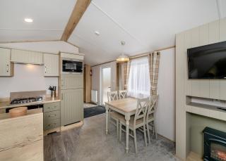 Castle Brake Holiday Park - 3