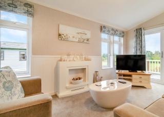 Otters Mead Boutique Lodges - Beetley - 5