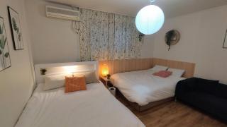 Ewha Sinchon 2rooms 4beds House - 7