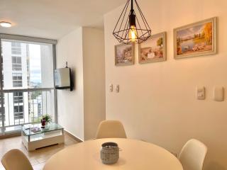 Salento Armenia Filandia Swimming Pool Parking - 5