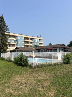 19th Hole Hideaway - 3