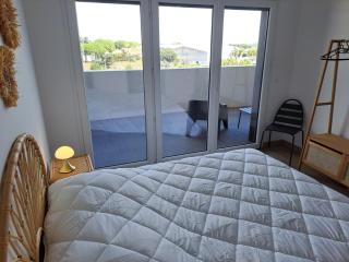 Iconic 343 , Superbe T2 climatisé, wifi, parking, terrasse 18m2 - 1