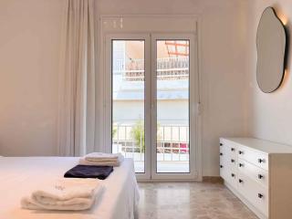 Cozy Flat near Glyfada Center - Athens - 4