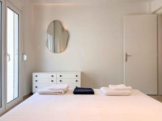 Cozy Flat near Glyfada Center - Athens - 5